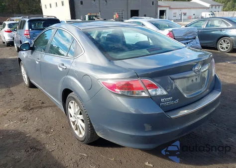 2011 Mazda Mazda6 I Touring z USA, uszkodzony, nr VIN 1YVHZ8CH9B5M17092